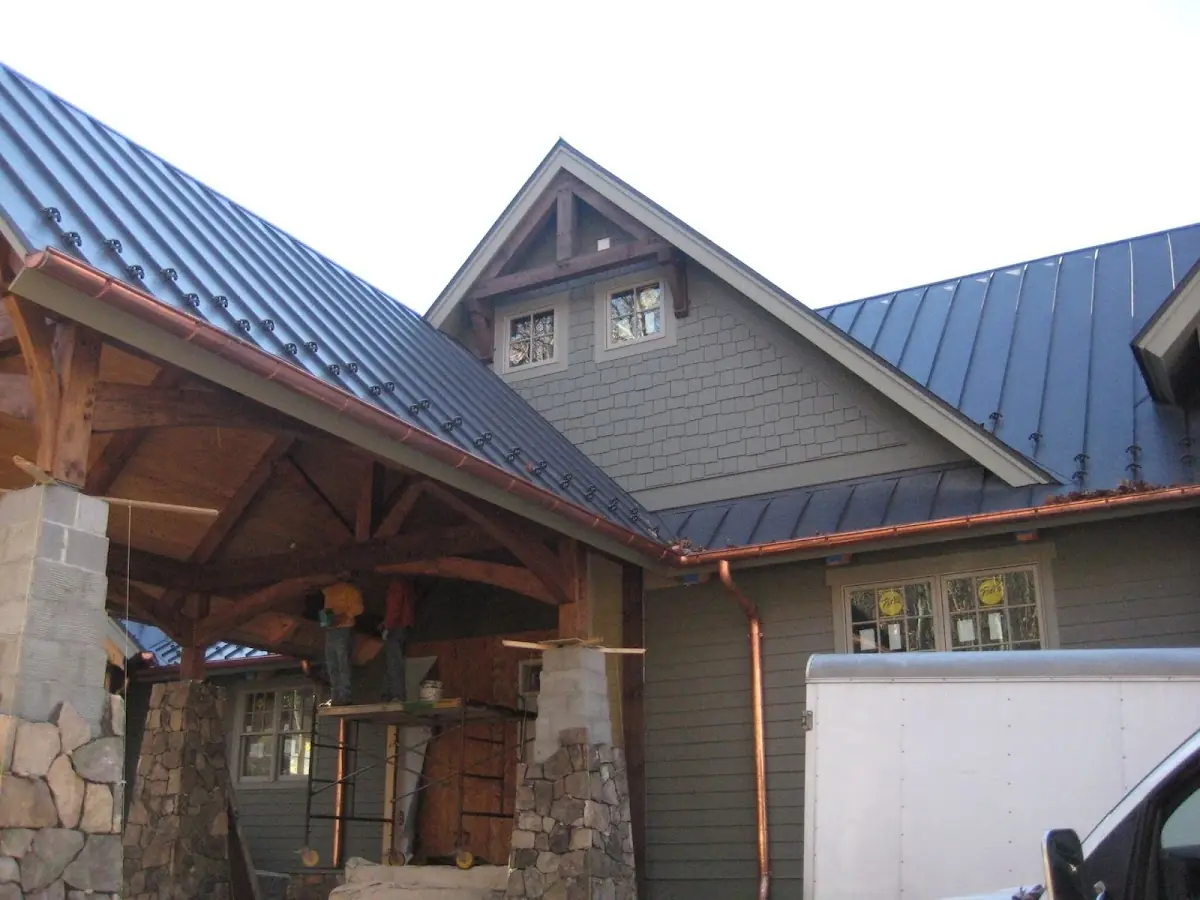Craftsman Roofing team delivering quality roofing work in Immokalee